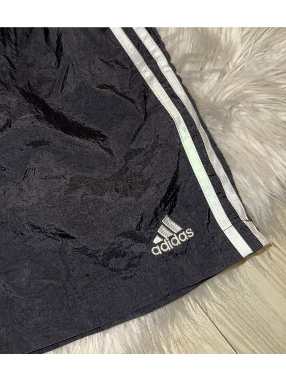 Vintage Vtg Adidas Mens Athletic Nylon Shorts Side Stripes L Large Black - Picture 3 of 5